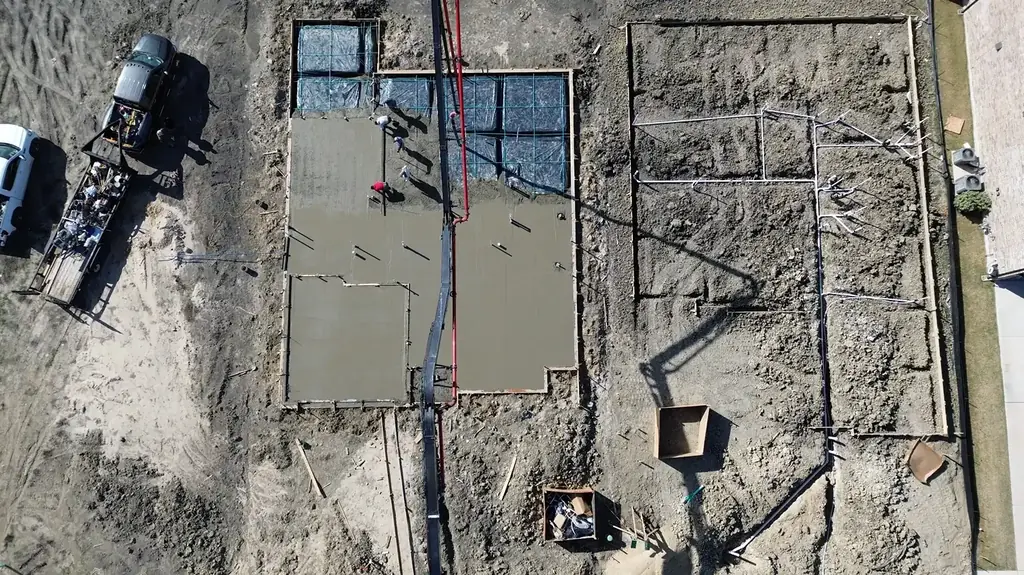 Foundation pour in progress (overhead)